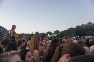 Crowd at Hozier